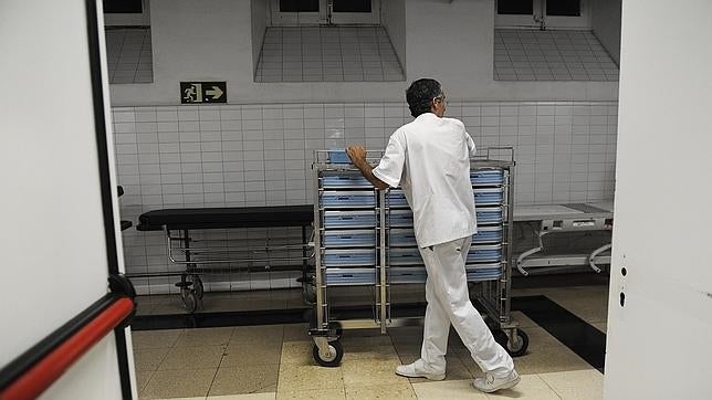 El servicio de comida en un hospital: tres comidas, 34,3 euros según un estudio