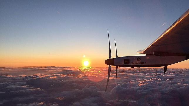 La vuelta al mundo del Solar Impulse II se retrasa hasta 2016