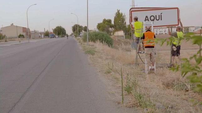 El gordo de Navidad empieza su veraneo en las playas y pueblos españoles