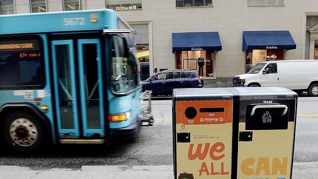 La ciudad de Nueva York pretende convertir los cubos de basura en nodos Wi-Fi