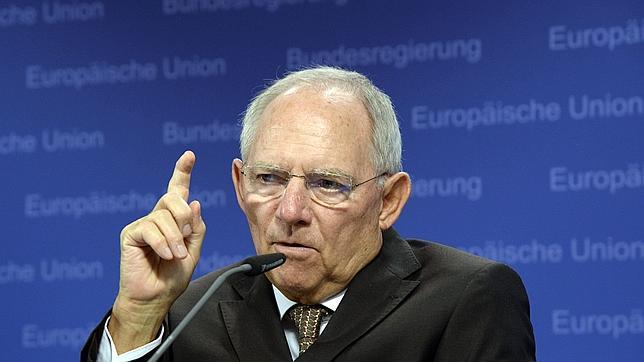 Schäuble insiste en que lo mejor para Grecia es una salida temporal del euro