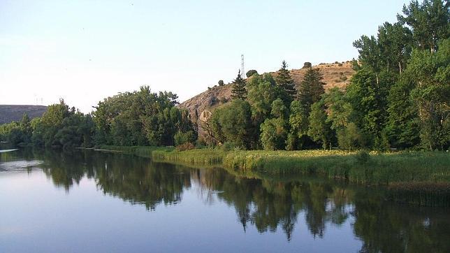 Río Duero a su paso por la provincia de Soria