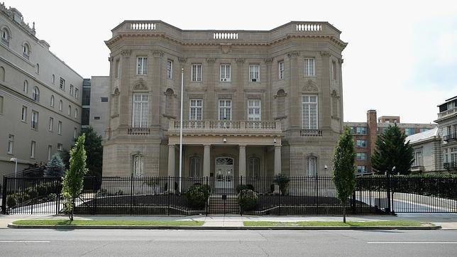 Castristas en la zona noble de Washington