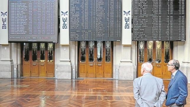 La bolsa despide a los jubilados: «Es una desfachatez que se nos eche por viejos»