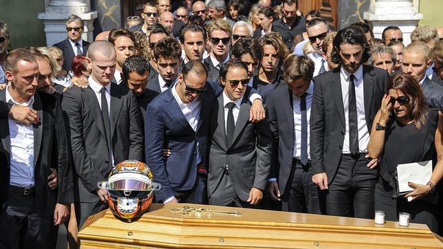 Multitudinaria y emotiva despedida a Jules Bianchi