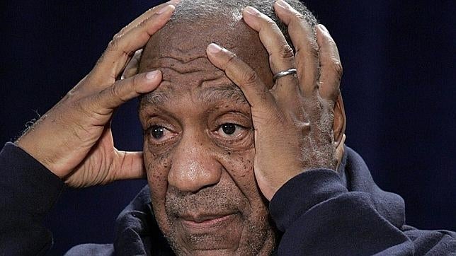 Bill Cosby contraataca y demanda a la mujer que le acusó de cometer abuso sexual