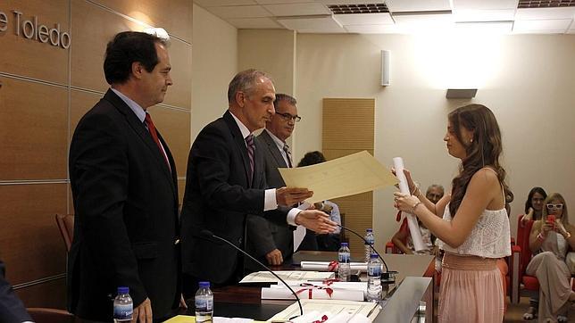 Clausura de la Escuela de Práctica Jurídica de Toledo con la entrega de diplomas