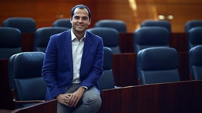 El líder de Ciudadanos, ausente en el primer Pleno ordinario de la Asamblea