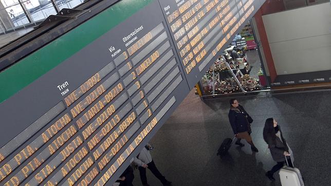 Las constructoras paralizan varios tramos del AVE a Galicia