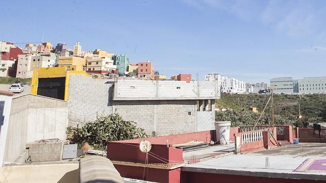 Muere en Ceuta un menor de 16 años tras recibir un disparo en una discusión