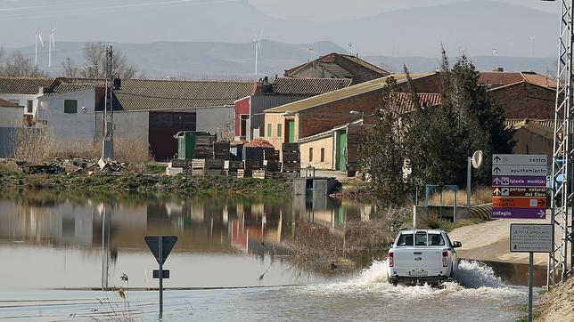 Imagen de archivo de las graves inundaciones que sufrió Aragón el pasado mes de marzo