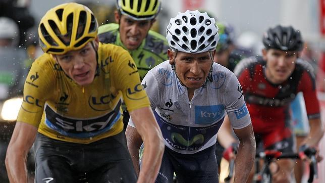 Froome, Quintana y Contador, en pleno esfuerzo en Plateu de Belle