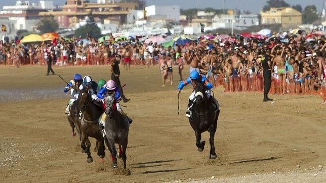 El verdadero origen de las carreras de caballos en la playa de Sanlúcar