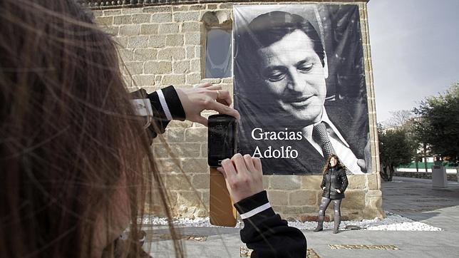 Cebreros quiere conceder todos los honores a Adolfo Suárez