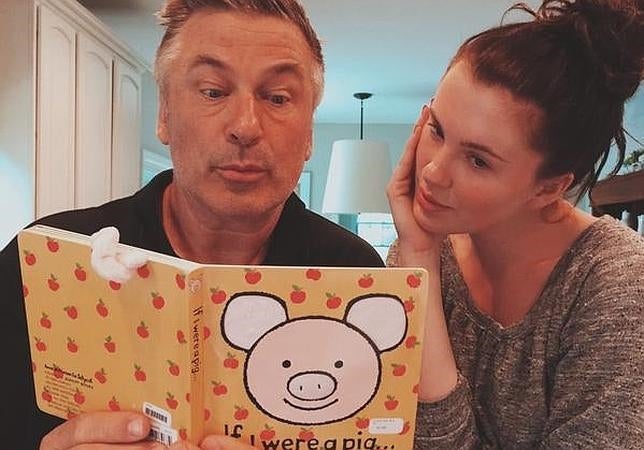 Alec Baldwin y su hija se mofan de la polémica de la «cerdita» ocho años después