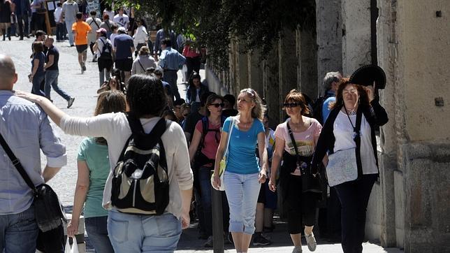 Toledo registra en junio un incremento del 9% en cuanto a pernoctaciones de turistas españoles con respecto al año 2013