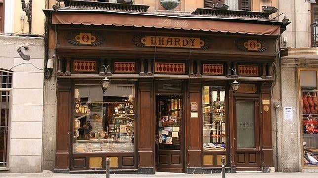 Entrada al Lhardy