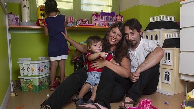 «Ella sabe que ha nacido en la tripita de otra mamá que no podía cuidarla»