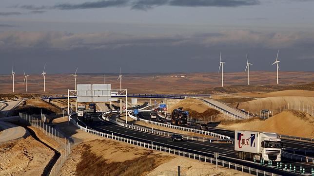 Fomento cierra hoy la conexión de Soria a la red nacional de autovías y Madrid