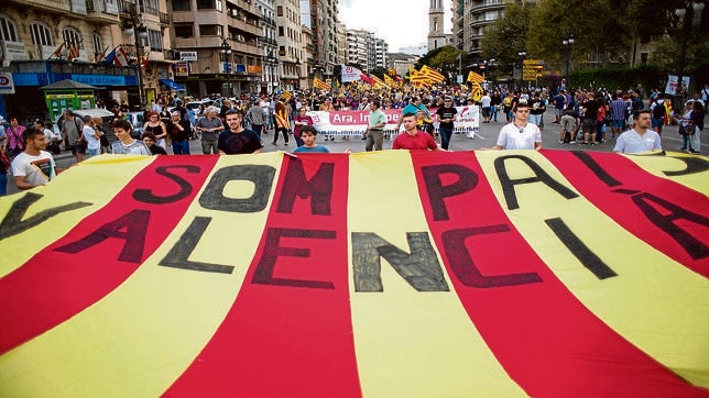 El tripartito quiere que el 9 d'Octubre sea ahora la «Diada del País Valenciá»