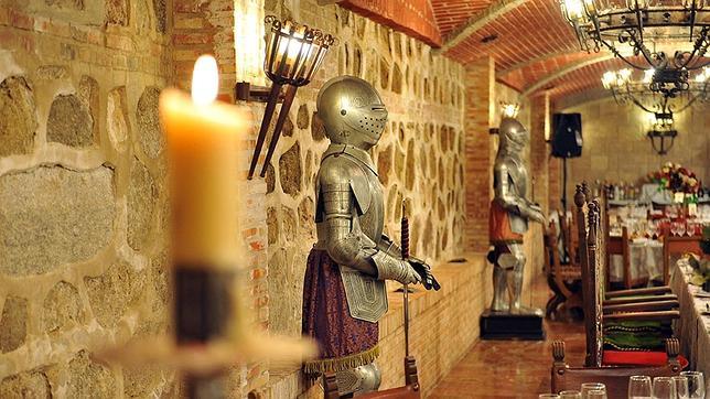El restaurante Alfonso VI, con su original decoración medieval