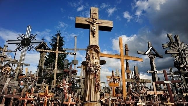 La montaña de crucifijos con la que Lituania desafió a los soviéticos