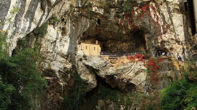 Tesoros que nos hacen amar Covadonga