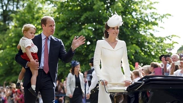 La duquesa de Cambridge ya es una profesional del buceo