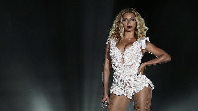 Beyoncé se gasta más de 300.000 dólares en un par de stilettos con diamantes