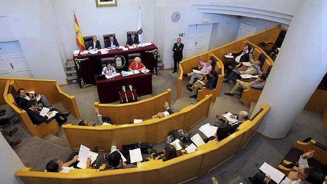 El bipartito gastará más en sus sueldos pero ahorrará en su funcionamiento