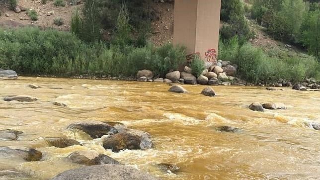 La Agencia de Protección Ambiental contamina por error un río de Colorado