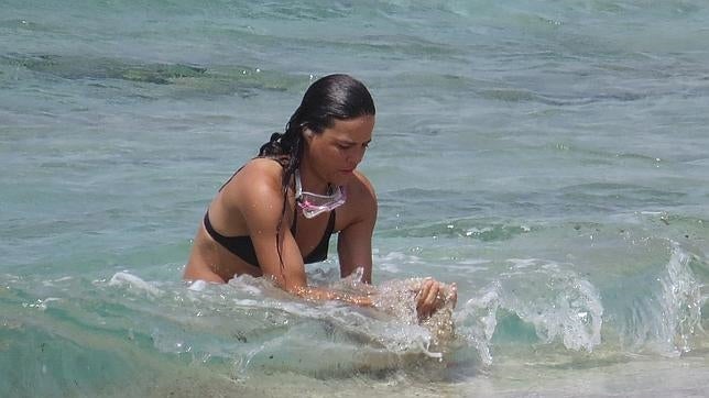 Michelle Rodríguez, una sexy sirena en Formentera