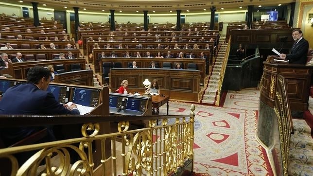 El Congreso reserva el martes para debatir el acuerdo del rescate griego