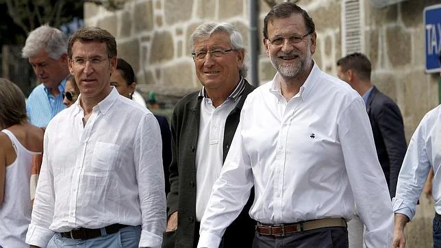 Rajoy visita Mondariz Balneario, en Pontevedra, acompañado por Feijóo