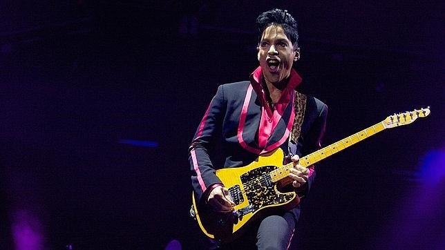 Prince: «Los contratos discográficos son como la esclavitud»