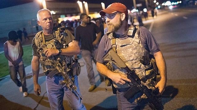 Los «Guardianes del Juramento», el misterioso grupo armado de Ferguson