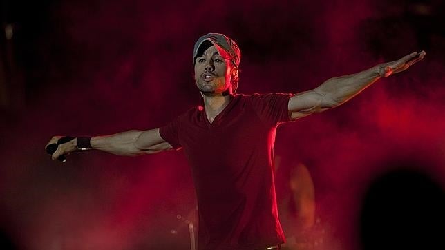 Enrique Iglesias desata la locura en Marbella