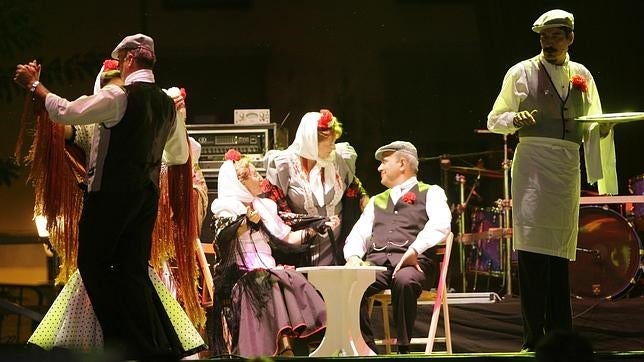 Actuación de La Agrupación Castiza, en la plaza de las Vistillas