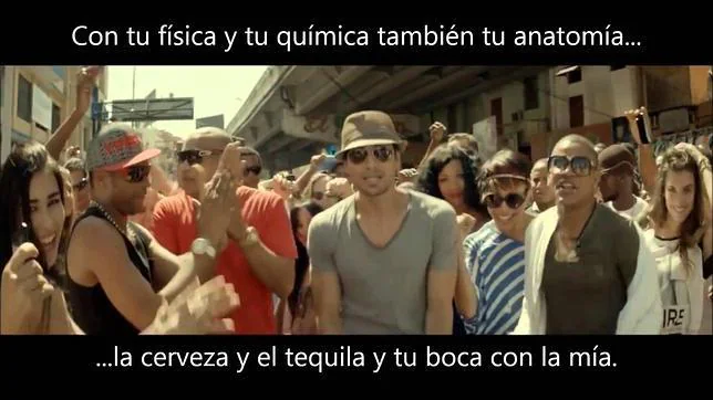 Captura del vídeo de «Bailando», de Enrique Iglesias
