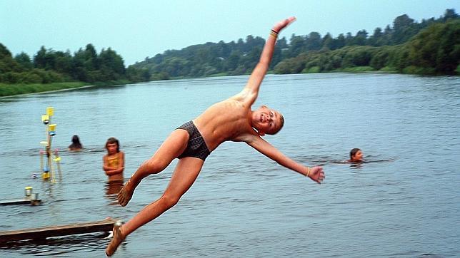 Donó su chalé y regala un verano inolvidable a niños sin recursos