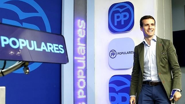 Casado: «No hace falta que la Constitución pase por el quirófano»