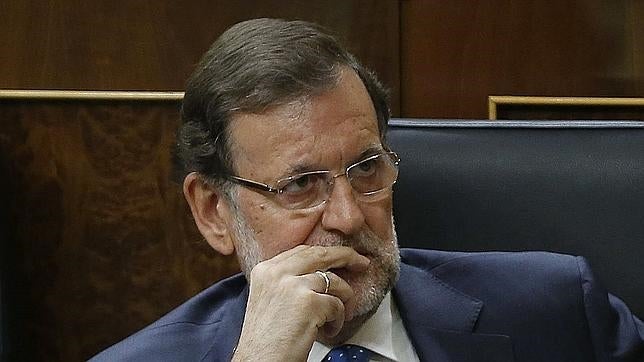 Rajoy confía en la fortaleza de la economía ante un posible contagio por la caída de las Bolsas