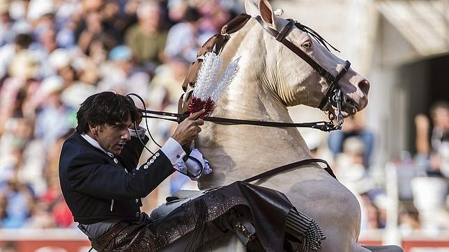 Diego Ventura corta un rabo en tarde triunfal en Cuenca