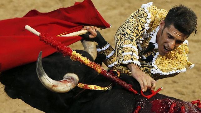 Talavante y López Simón, a hombros en San Sebatián de los Reyes