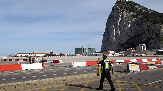 España y Reino Unido colaborarán contra el crimen organizado «sin perjucio» de la soberanía