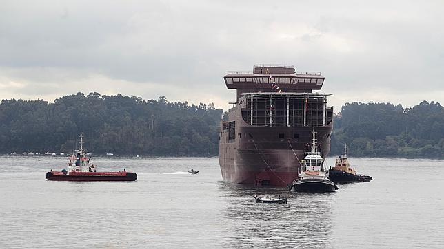 Pemex bota su flotel en Ferrol con el «propósito» de «traer más proyectos a Galicia»