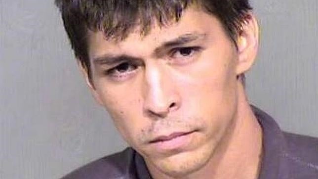 Arrestan a un hombre en Arizona por negarse a salir de prisión