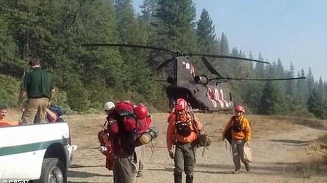 Rescatan a una montañista que sobrevivió nueve días con una pierna rota y casi sin comida