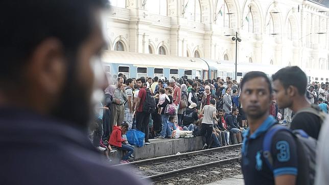 La Generalitat se ofrece a albergar 1.500 refugiados y crear un corredor humanitario