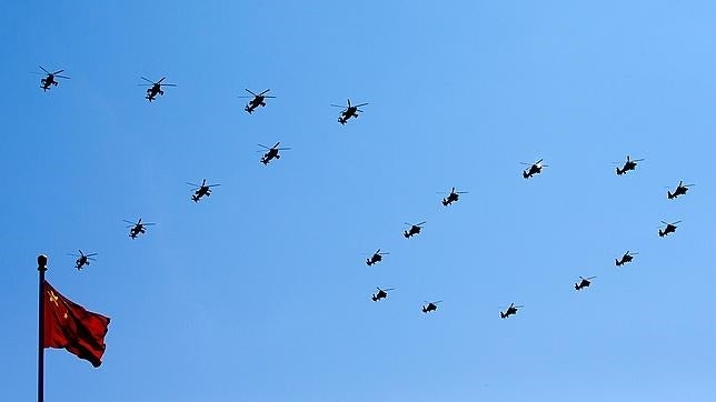 China luce músculo militar en el desfile por la victoria sobre Japón en la II Guerra Mundial